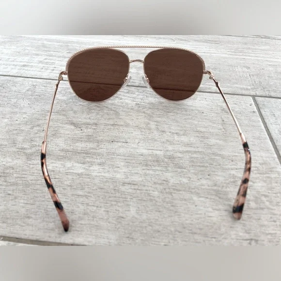 Alex Perry Aviator Rose-Gold Sunglasses - Picture 7 of 11